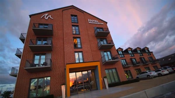 Video Hotelimmobilie des Jahres 2015 Finalist Hafenhotel Meereszeiten Heiligenhafen