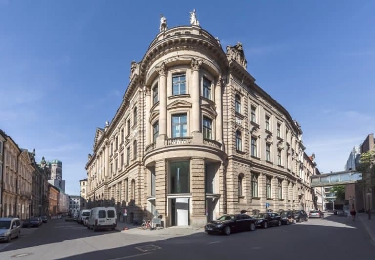 Gebäude der Bayerischen Staatsbank in Muenchen