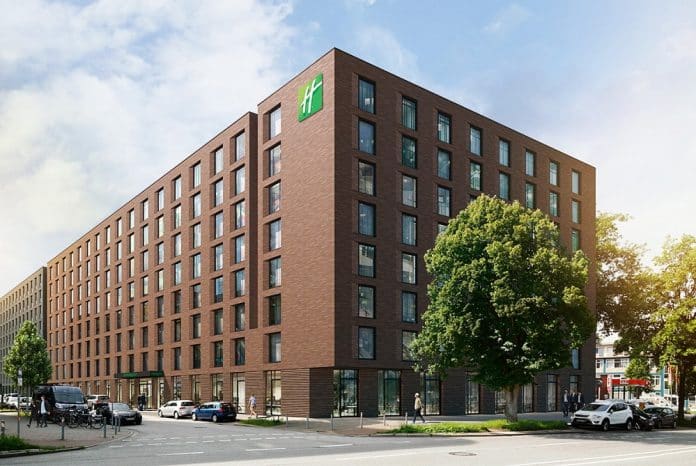 Das Holiday Inn Hamburg Mitte. Bild: Gorgeous Smiling Hotels GmbH