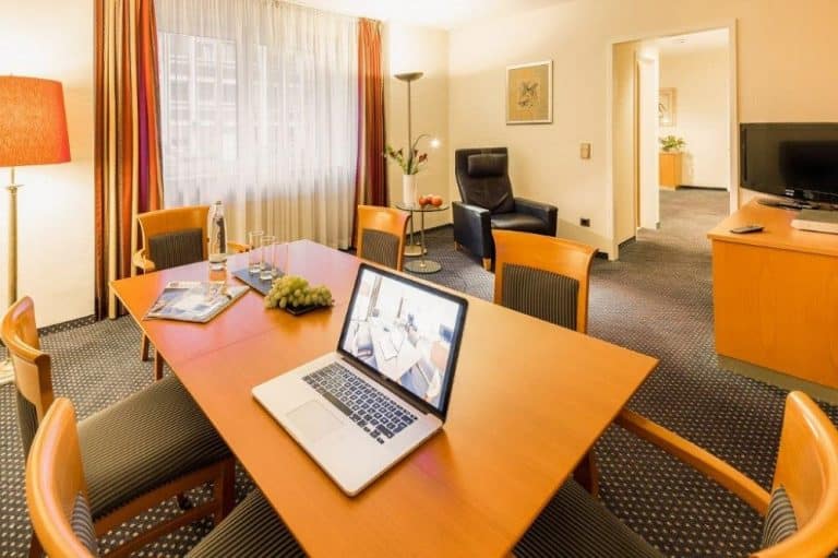 Hotelzimmer als Homeoffice