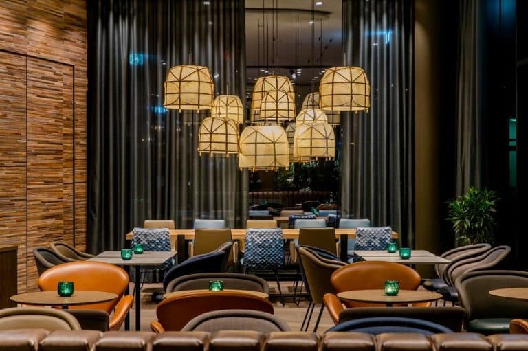 Nachhaltiges Design im Motel One Bonn-Hauptbahnhof