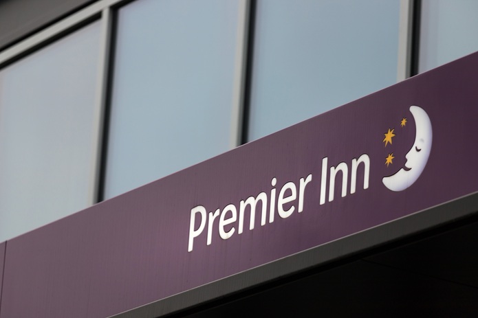 Gorgeous Smiling gibt acht Hotels an Premier Inn ab
